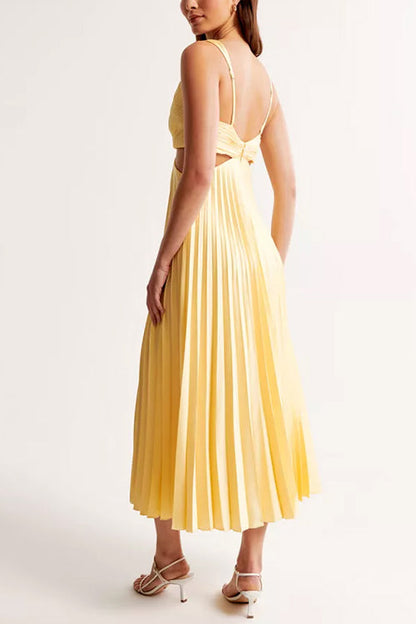 Elsa - Elegant Pleated Maxi Dress