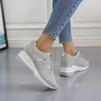 Rhie – Wedge Heel Trainers