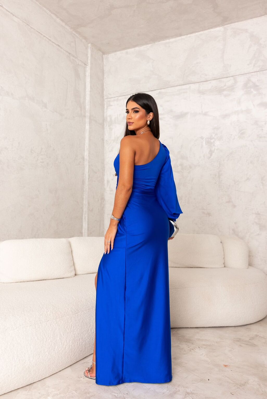 Anna - Elegant Silhouette Dress