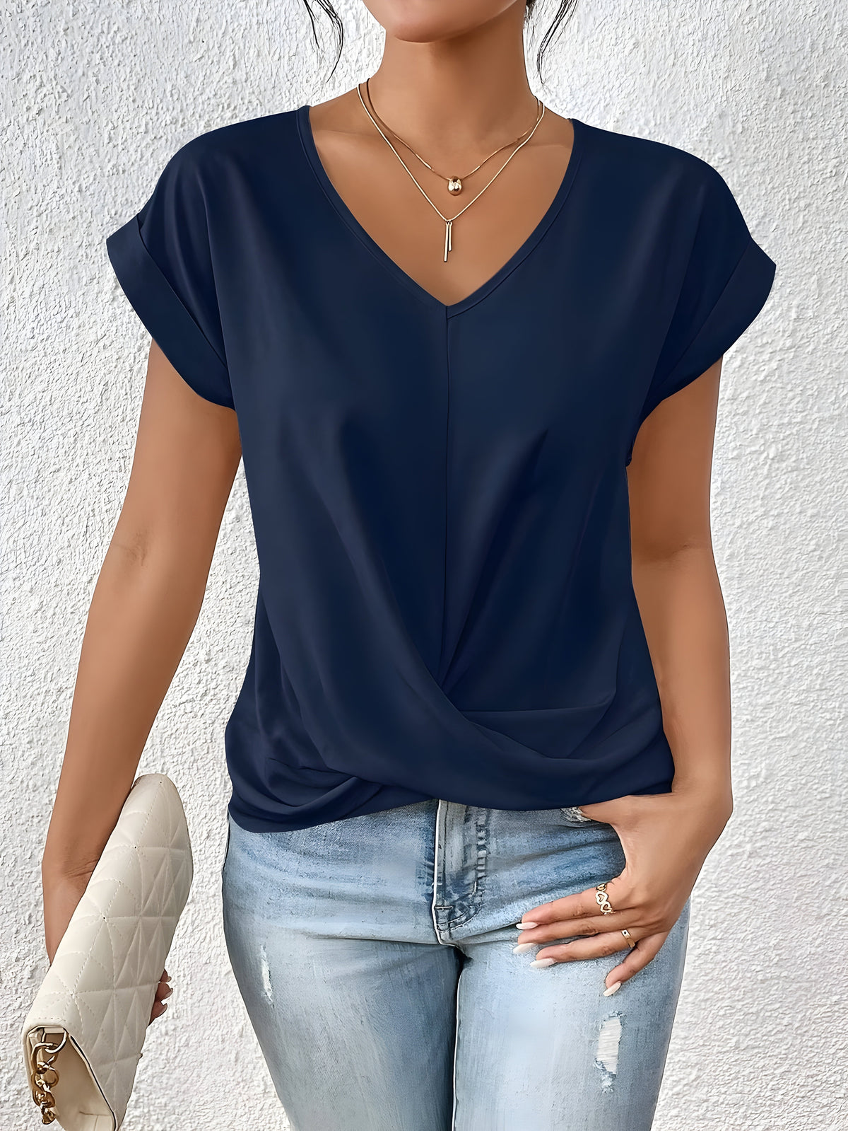 Maia – Twist Front V-Neck Top