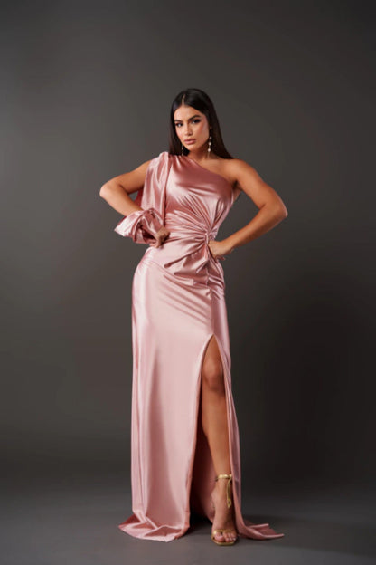 Anna - Elegant Silhouette Dress