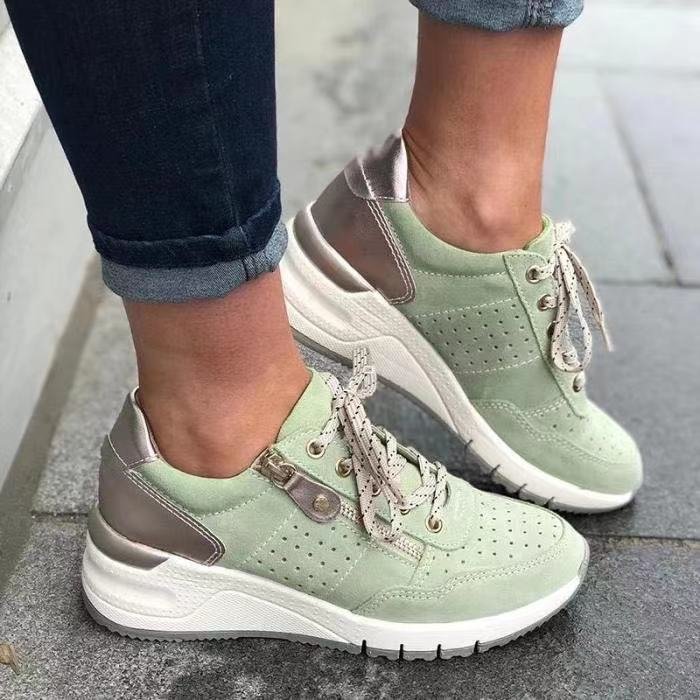 Elaria – Lace-Up Platform Trainers